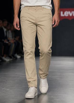 Чоловічі чиноси levi's бежеві, розмір s, бавовна з еластаном