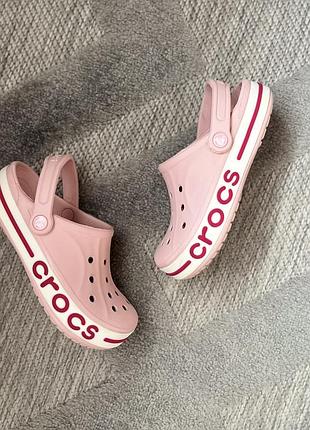 Сандалии crocs