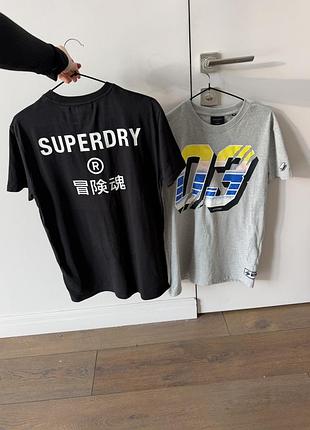 Чоловічі футболки superdry