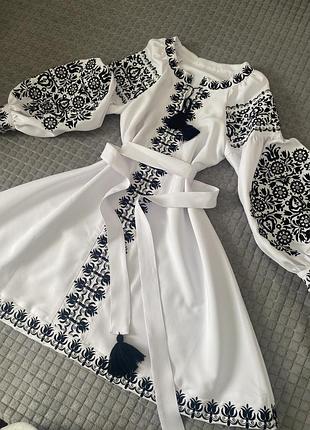 Неймовірна вишиванка ручної роботи😍