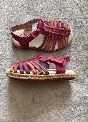 Ugg australia kids/toddler gretel sandals size t8