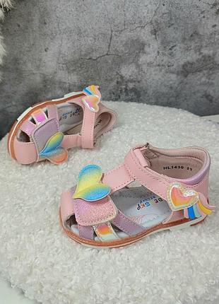 Детские босоножки для девочки