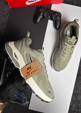 Nike zoom winflo olive beige 9