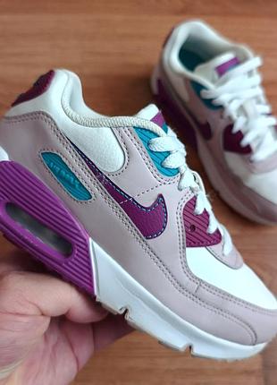 Оригинальные nike airmax р33.5 длина стельки по факту 22см
ц650грн