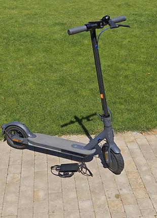 Электросамокат xiaomi mi electric scooter 3