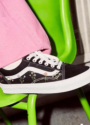 Кеди сліпони кросівки з вишивкою замшеві vans