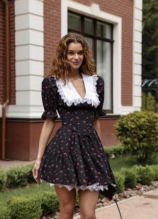 1550 грн. вдягала 1 раз. подвійна юбка, корсет