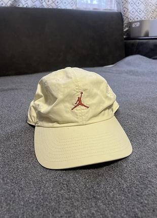 Чоловіча кепка бейсболка jordan