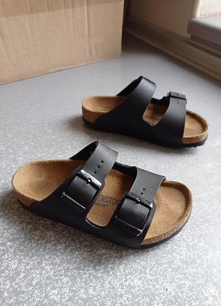 Сандалі босоніжки шльопанці birkenstock arizona