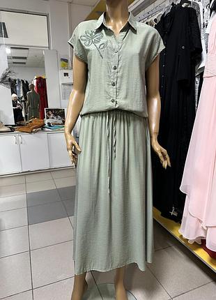 Костюм женский с юбкой