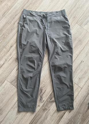 Штани спортивні легкі  athleta p.m