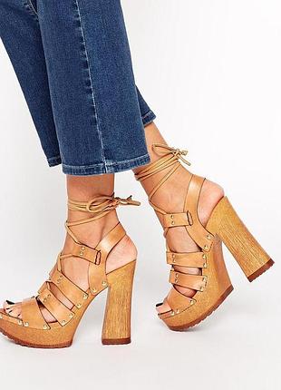 Распродажа натуральная шкира босоножки asos на каблуках и платформе в стиле 70х