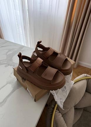Босоніжки ugg