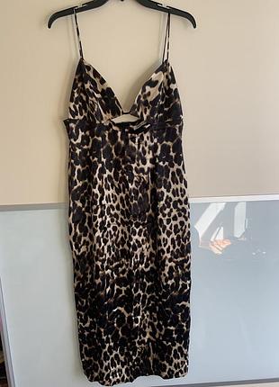 Zara сатинова сукня міді в білизняному стилі принт лео склад віскоза
