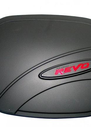 Toyota hilux revo 2014+ накладка черная на лючек бензобака