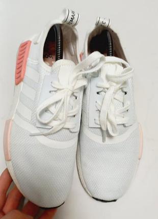 Женские кроссовки adidas