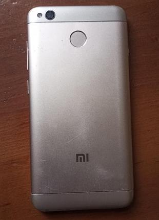 Продам тедефон redmi 4x 3