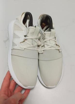 Жіночі кросівки adidas