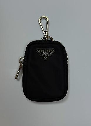 Prada черная маленькая сумочка кошелек с карабином для пояса, сумки