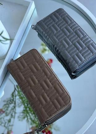 Продам кошельке бежевого цвета