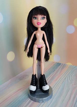 Колекційна лялька bratz princess jade від mga entertainment