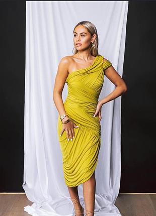 Шикарна нарядна сукня з оборками halston heritage