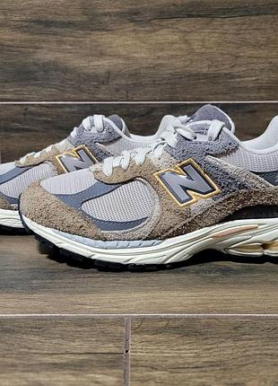 Оригинальные кроссовки new balance 2002r