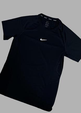 Футболка nike pro черная мужская