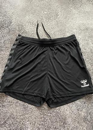 Спортивні шорти hummel