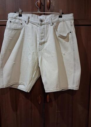 Стильные светлые джинсовые шорты zara