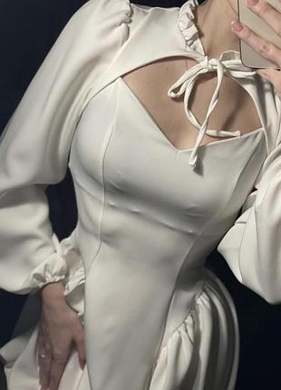 Елегантна сукня