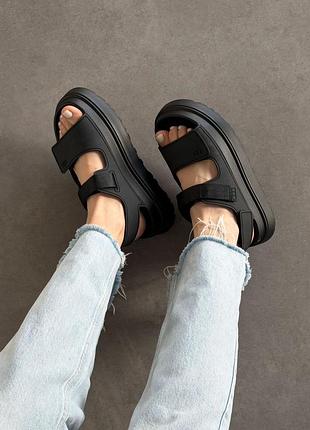 Сандалі ugg goldenglow sandals black босоніжки — купити в Україні