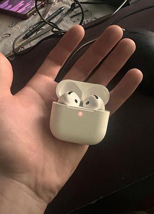 Apple airpods 4 anc