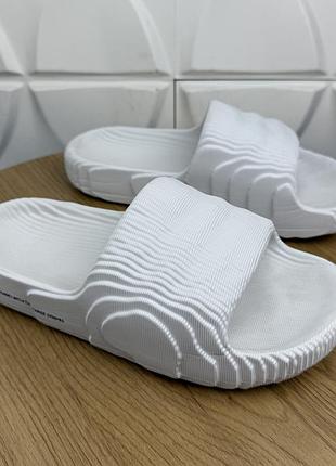 Оригінальні шльпанці adidas adilette 22