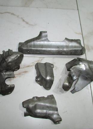 Корпус правого дзеркала рест toyota avensis t25 2003-2008