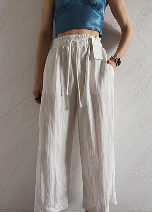 Легенькі широкі білі штани zara s