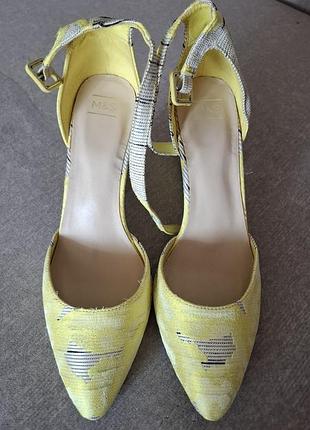 Яркие босоножки m&amp;s 39.5р