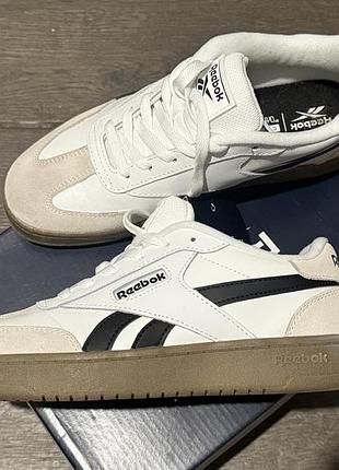 Кросівки reebok , 38розмір