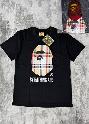 Футболка від бренду bape
