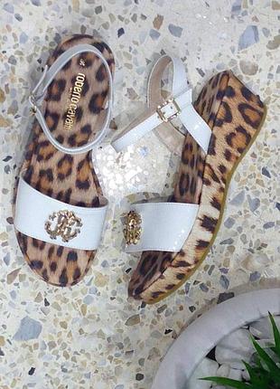 Шкіряні босоніжки roberto cavalli