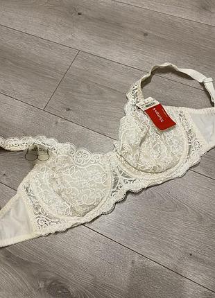Triumph жіночий бюстгальтер 36f