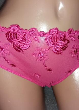 Шикарные фирменные трусики