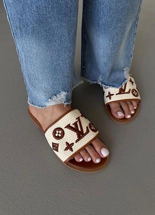 Louis vuitton ginger / cream slides 🧡