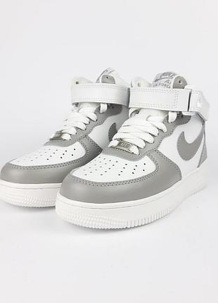 Nike air force 1 високі білі з сірим сірий носок