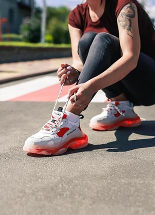 Blenciaga triple-s clear sole whitered