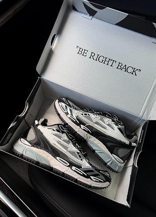 Be right back в цвете grey/black