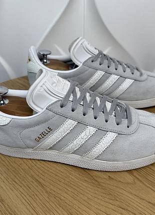 Оригінальні кросівки adidas gazelle замша