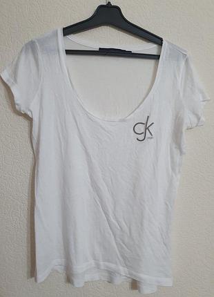 Фірмова футболка  calvin klein