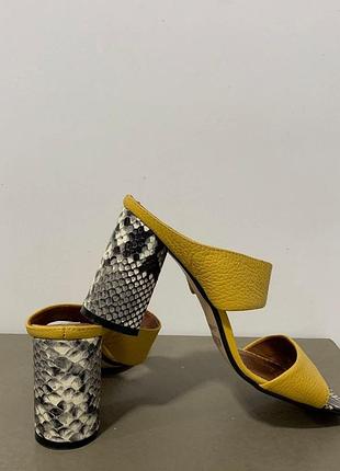 Жіночі босоніжки kravets hand made