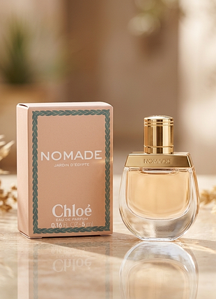 Chloe nomade jardin d'egypte eau de parfum
восточный древесный аромат с аккордом медовых фиников, корицы и сандала, миниатюра, 5 мл